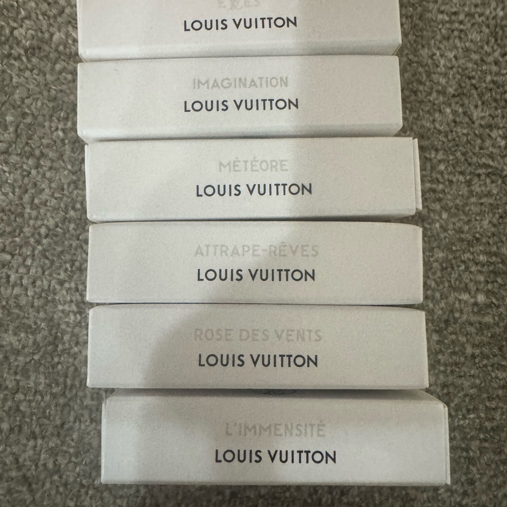 Louis Vuitton Fragrance Collection in White Packaging - Picture 2 of 5